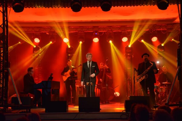 2-1-600x400 Wyjątkowy koncert Piotra Polka z okazji Dnia Kobiet