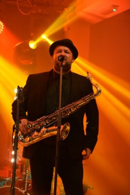 6-1-267x400 Wyjątkowy koncert Piotra Polka z okazji Dnia Kobiet